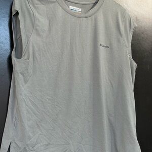 Columbia Women's Gray Muscle Tee